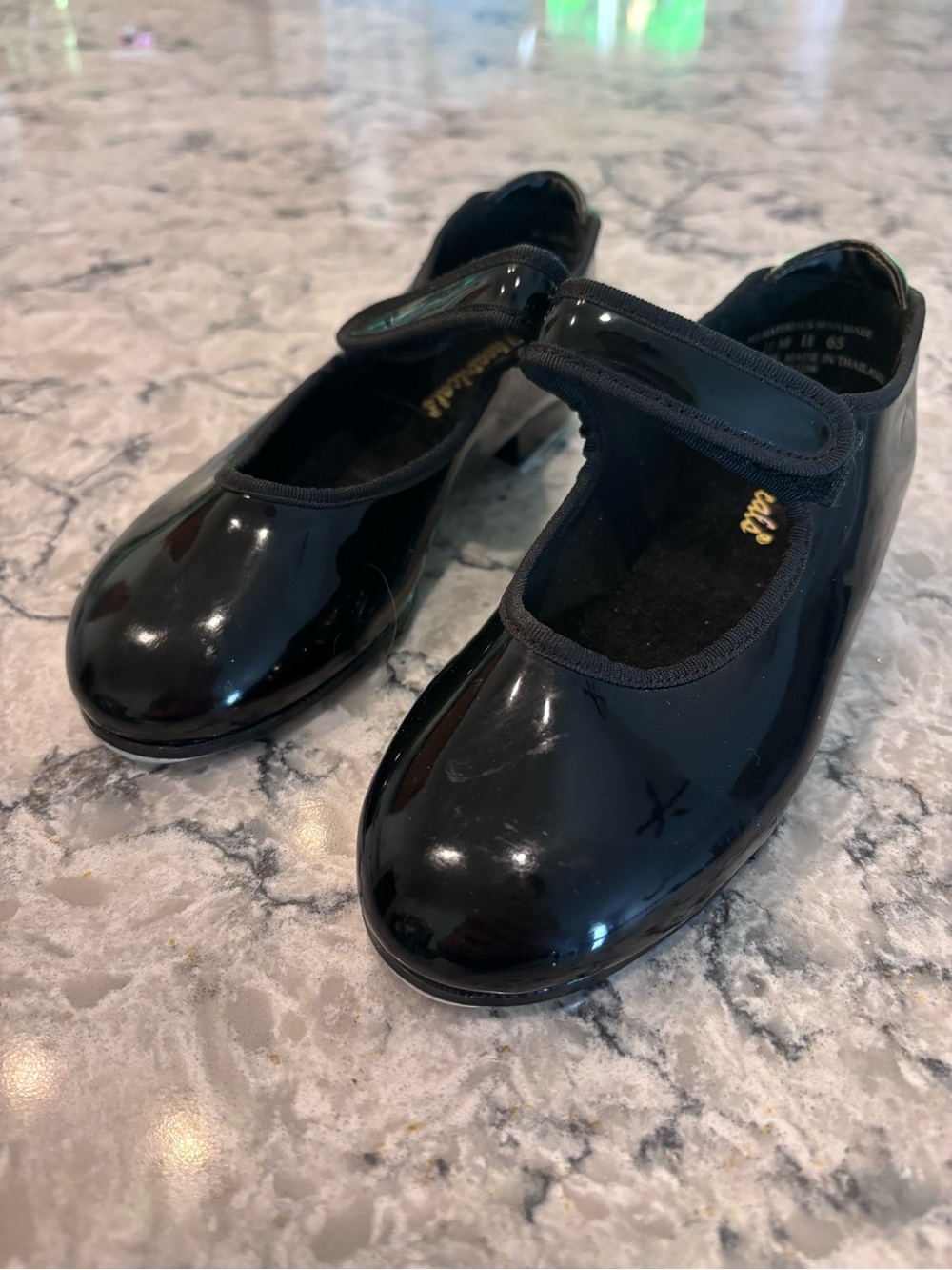 Black Theatricals Tap Shoes Velcro Strap Size 11